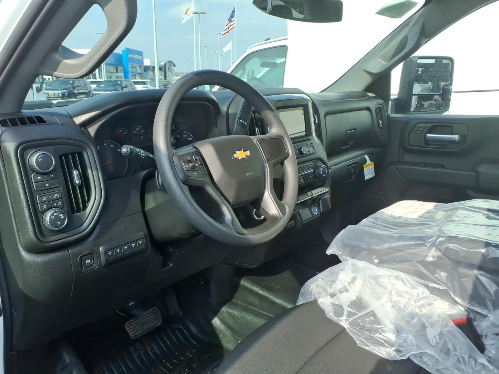 New 2024 Chevrolet Express 3500 w/ Power Convenience Package RWD image 3