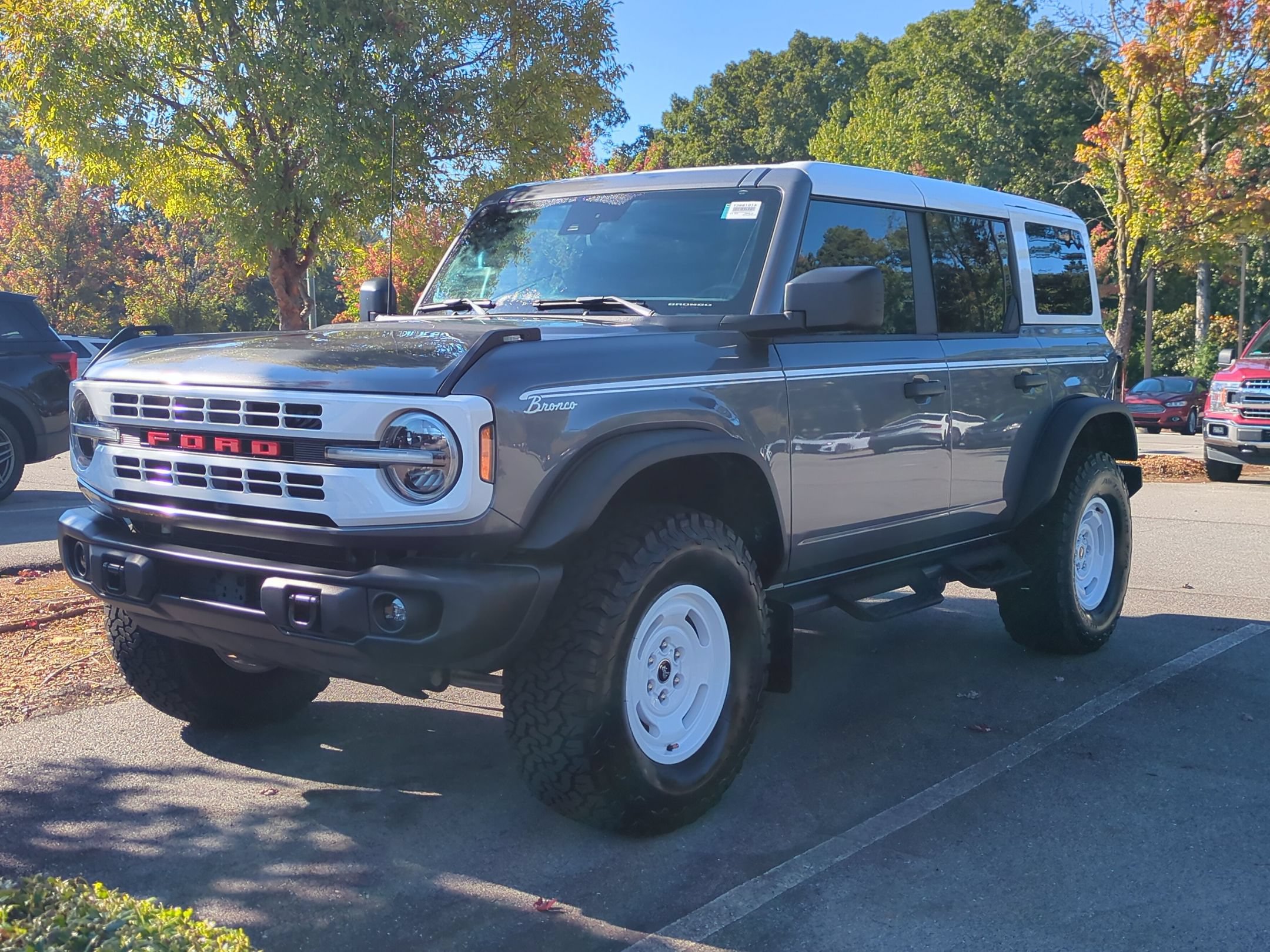 Certified 2024 Ford Bronco Heritage Edition AWD/4WD image 6