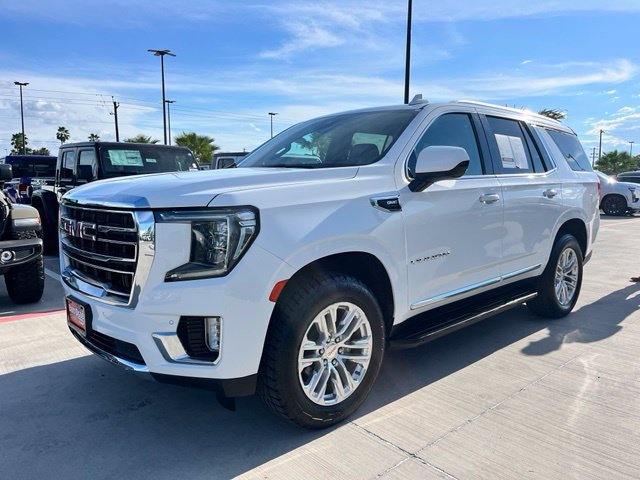 Used 2024 GMC Yukon SLT AWD/4WD image 3