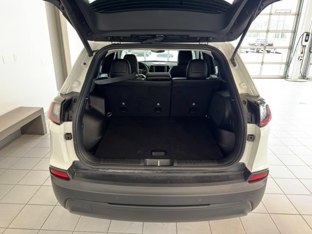 Used 2023 Jeep Cherokee Altitude Lux w/ Lux Elite Package AWD/4WD image 43