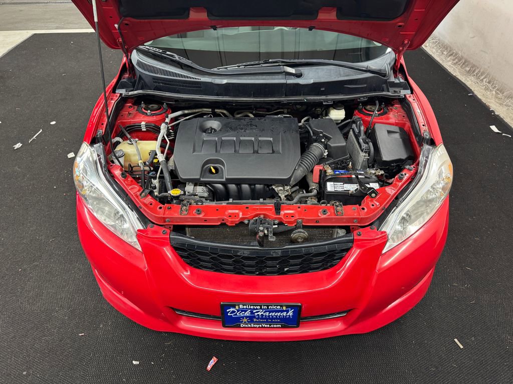 Used 2011 Toyota Matrix image 11