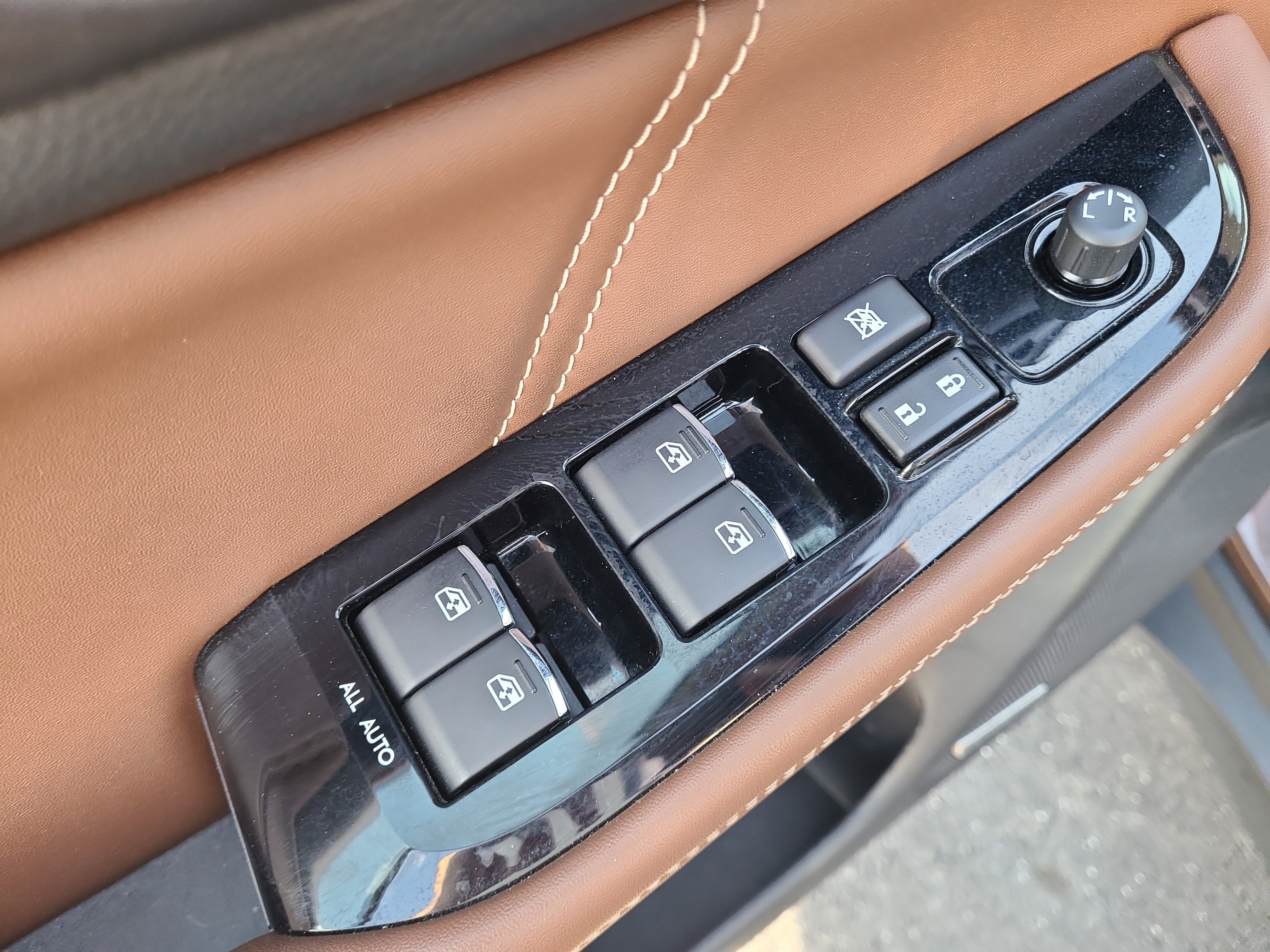 Used 2019 Subaru Outback 2.5i Touring image 20