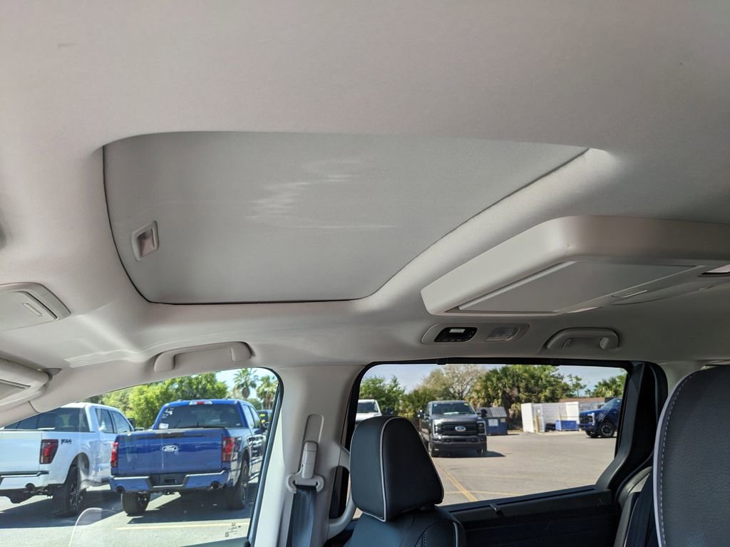 Used 2025 Honda Odyssey Touring image 21