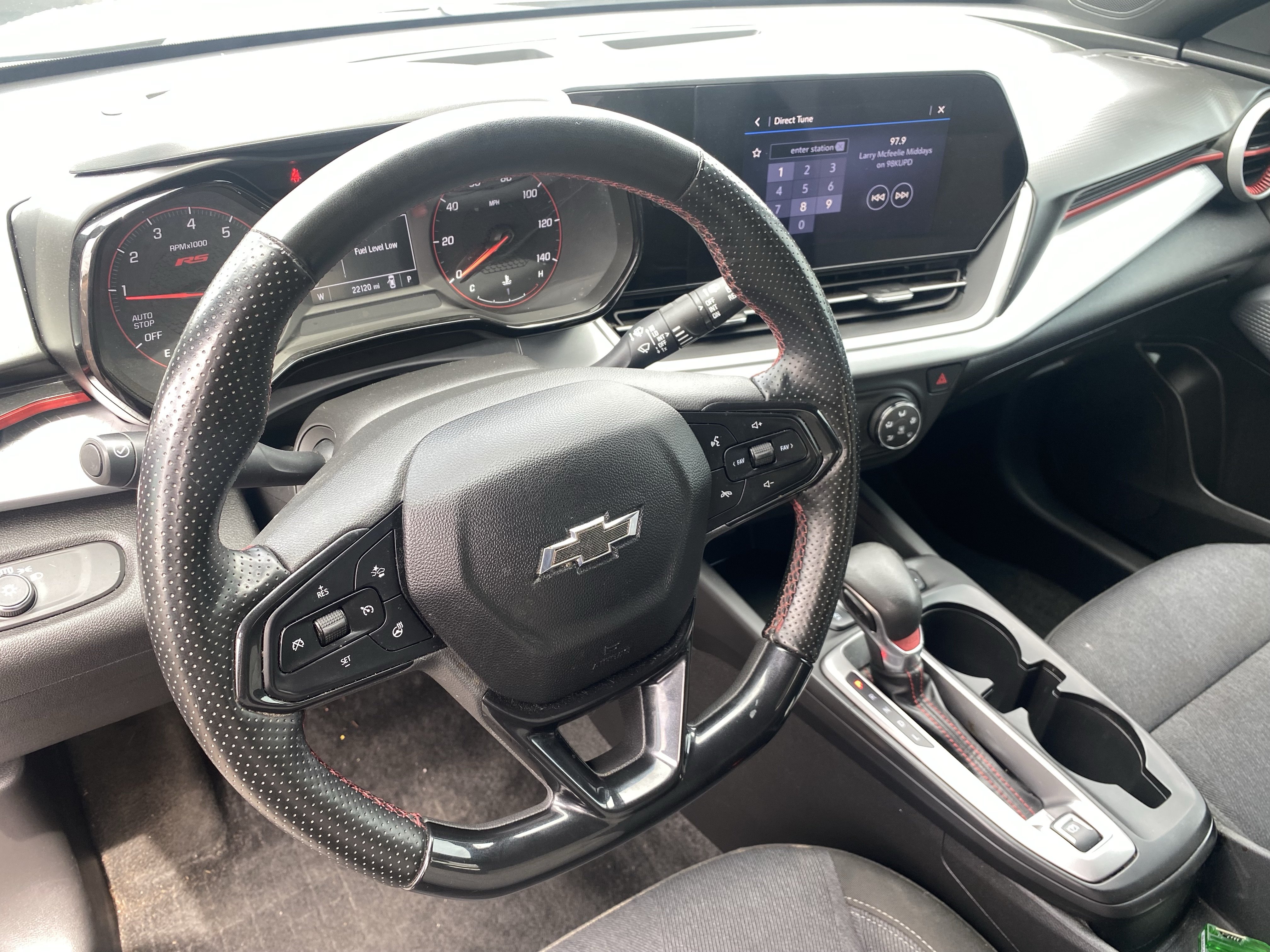Used 2024 Chevrolet Trax RS w/ Driver Confidence Package FWD image 18