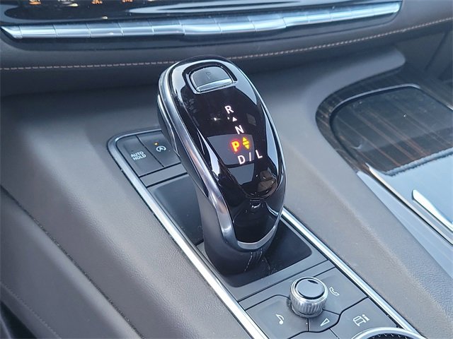 Certified 2022 Cadillac Escalade ESV Premium Luxury w/ Performance Package image 31