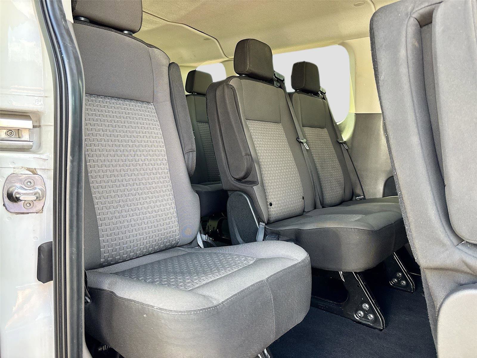 Used 2023 Ford Transit 350 XLT image 33