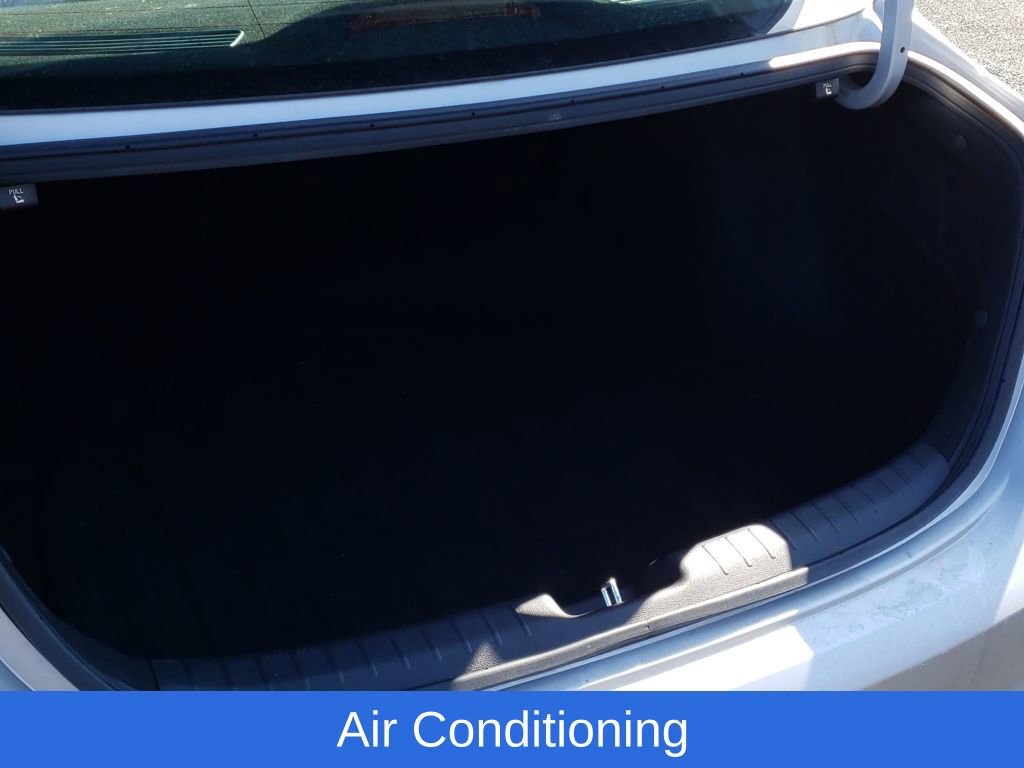 Used 2020 Kia Forte LXS image 8