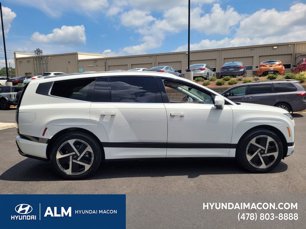 New 2026 Hyundai Ioniq 9 Calligraphy image 10