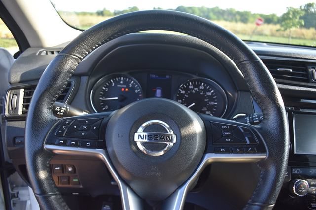 Used 2019 Nissan Rogue SV FWD image 30