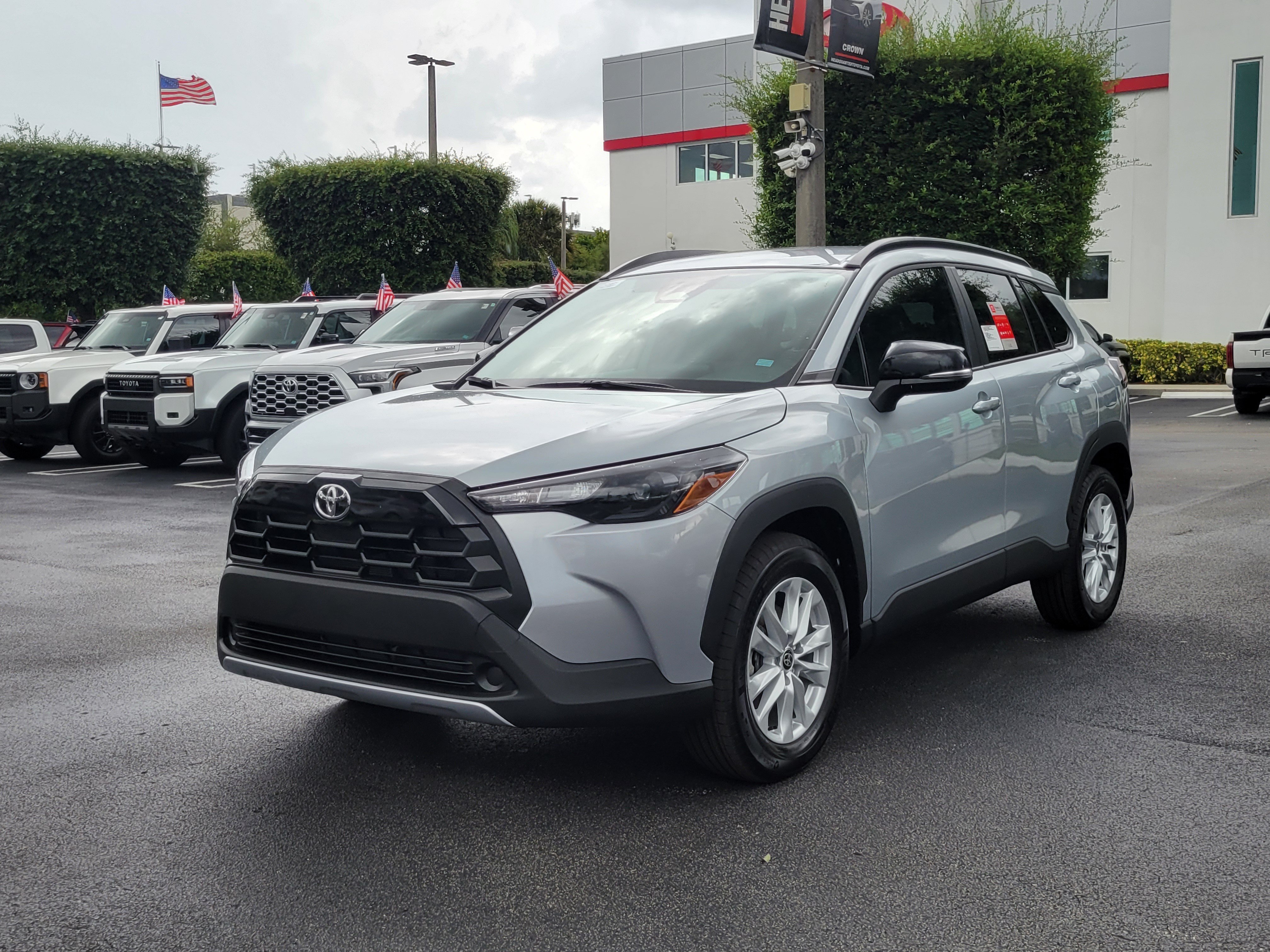 New 2026 Toyota Corolla Cross LE FWD image 6
