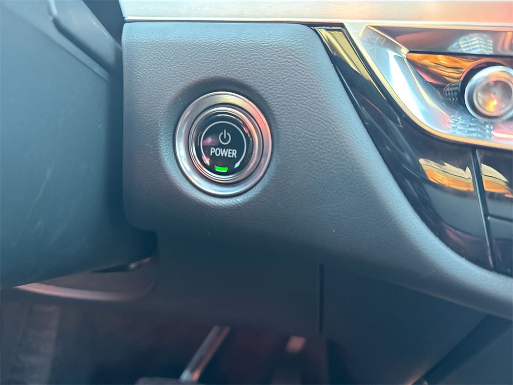 Used 2024 Cadillac Lyriq Sport image 21