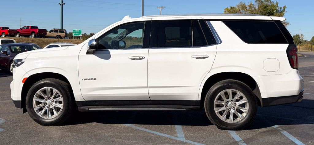 Used 2023 Chevrolet Tahoe Premier AWD/4WD image 17