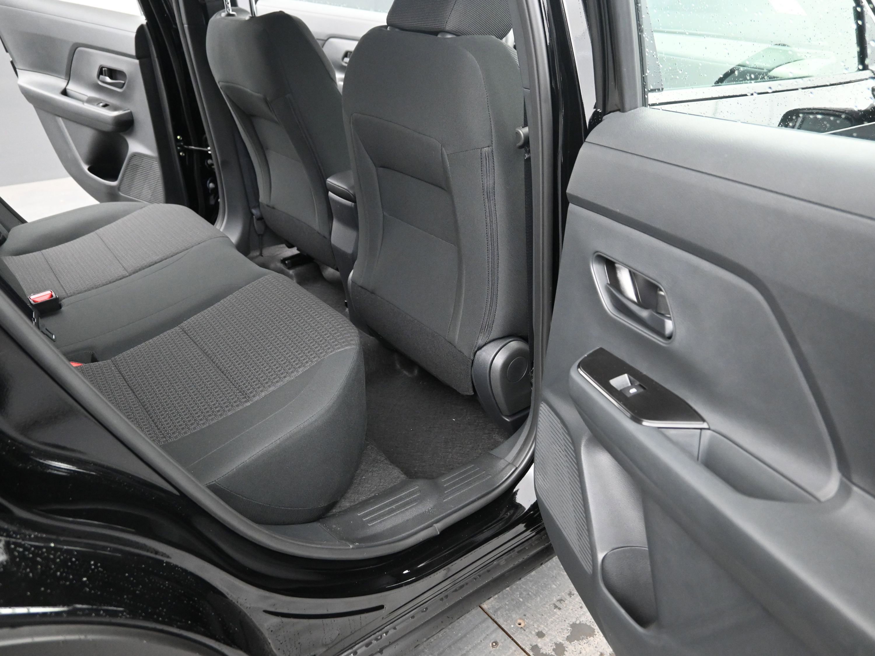 New 2026 Nissan Kicks S image 19