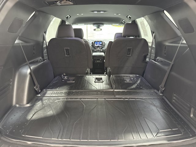 Used 2023 Chevrolet Traverse LT FWD image 27