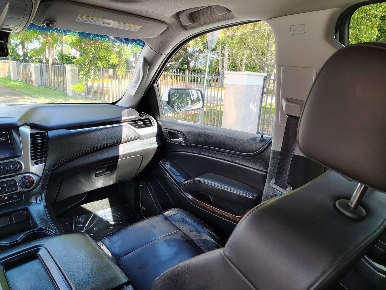 Used 2018 Chevrolet Tahoe LT image 17