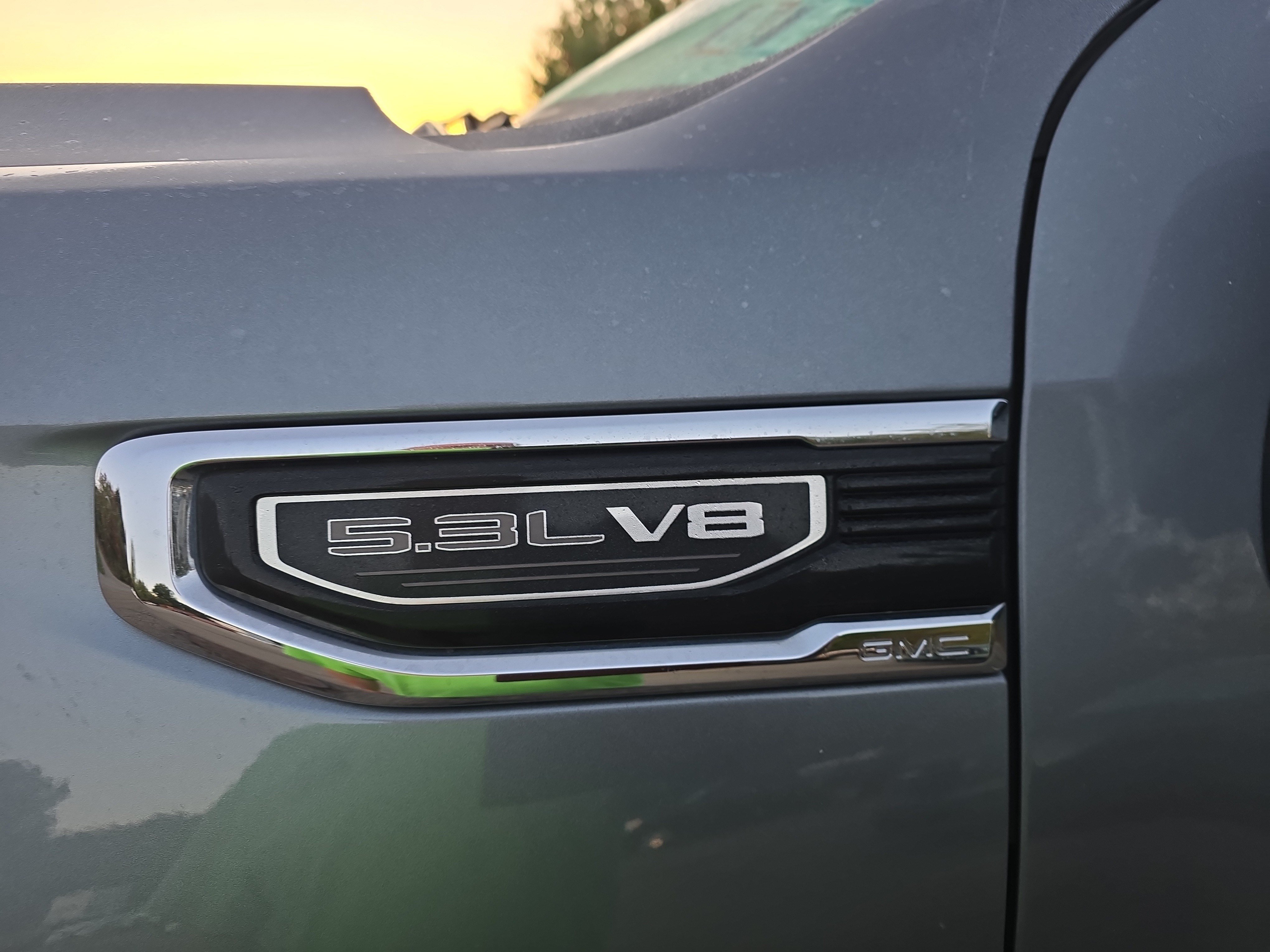 Used 2019 GMC Sierra 1500 SLT w/ SLT Premium Plus Package AWD/4WD image 12