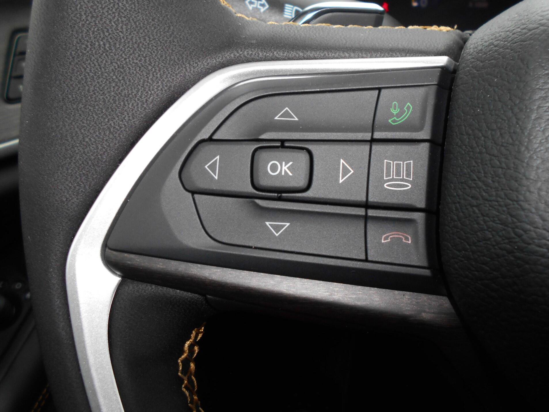 New 2026 Jeep Grand Cherokee L Limited AWD/4WD image 18