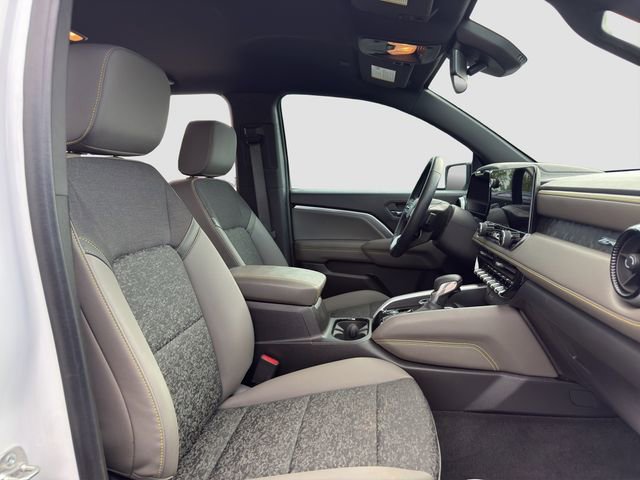 Used 2024 Chevrolet Colorado ZR2 w/ Safety Package AWD/4WD image 17