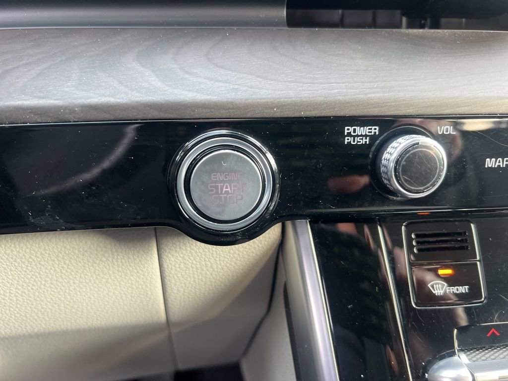 Certified 2023 Kia Carnival EX image 49