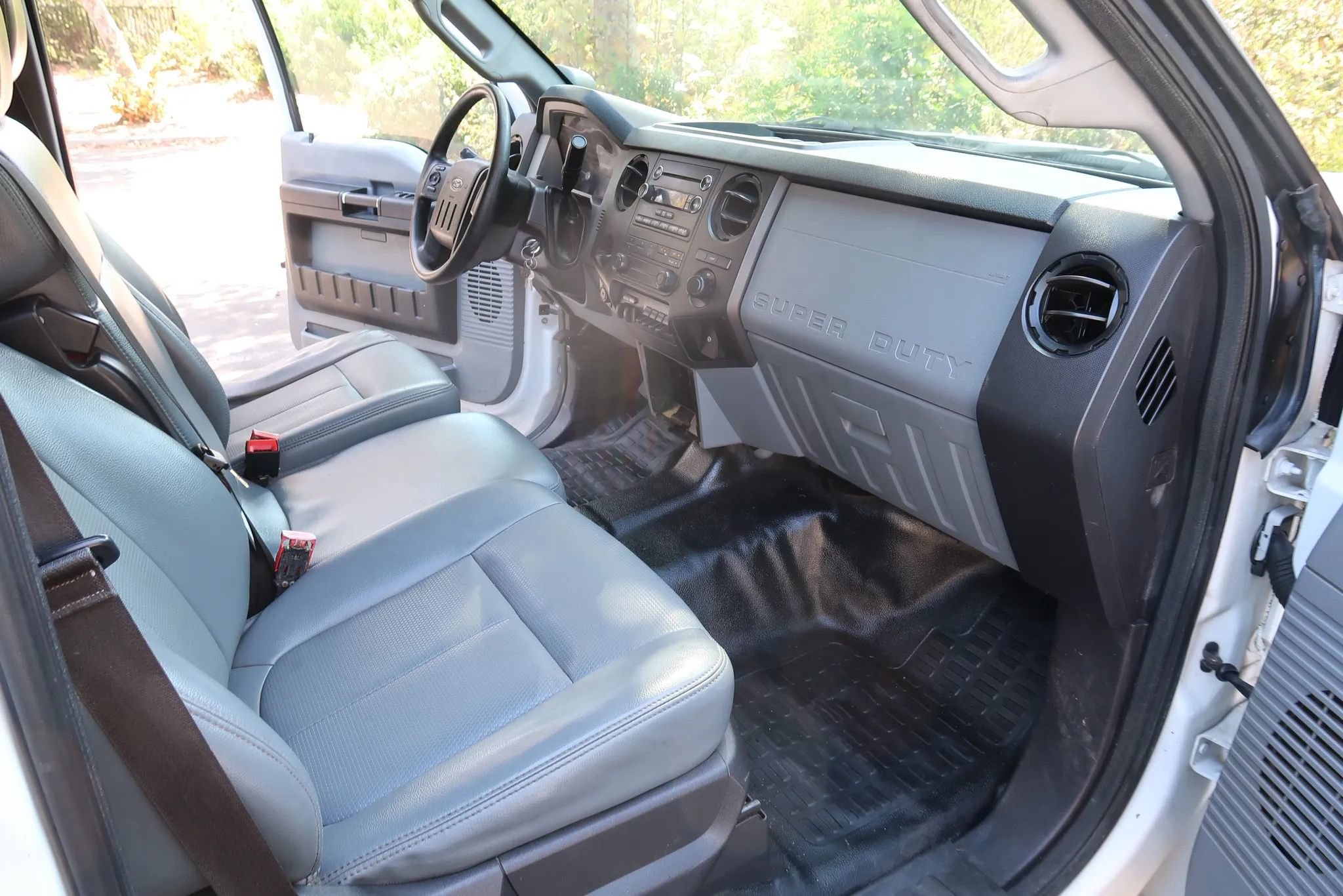Used 2014 Ford F450 XL w/ Power Equipment Group RWD image 34