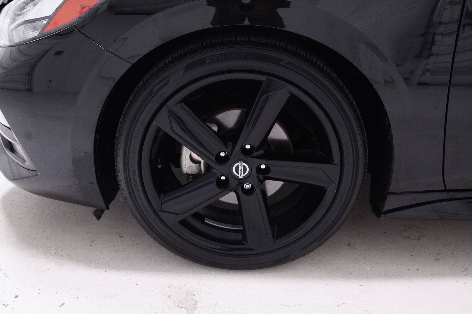 Used 2022 Nissan Sentra SR w/ Midnight Edition FWD image 32