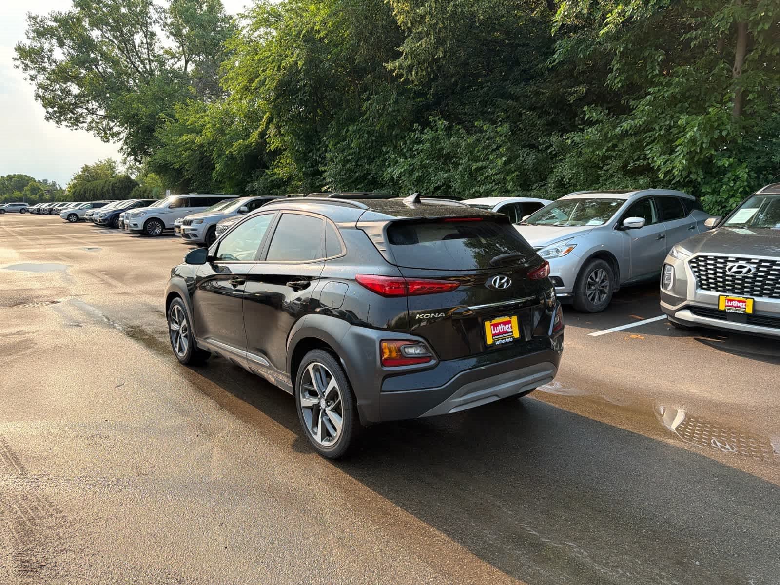 Used 2020 Hyundai Kona Limited AWD/4WD image 3