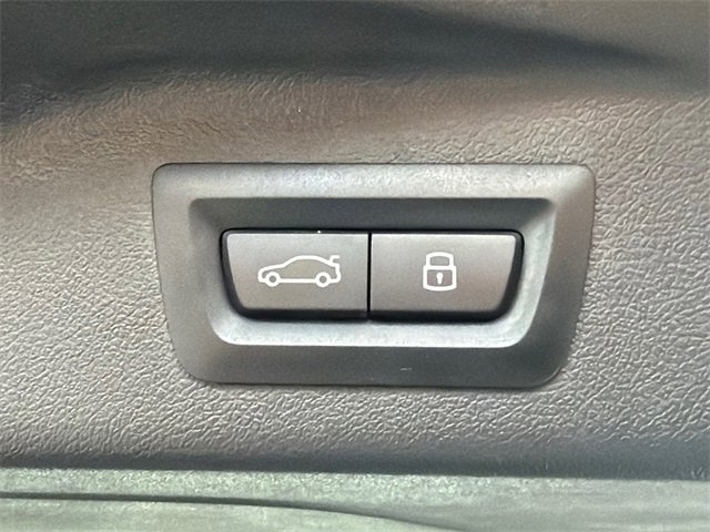 Used 2025 BMW X7 M60i image 20