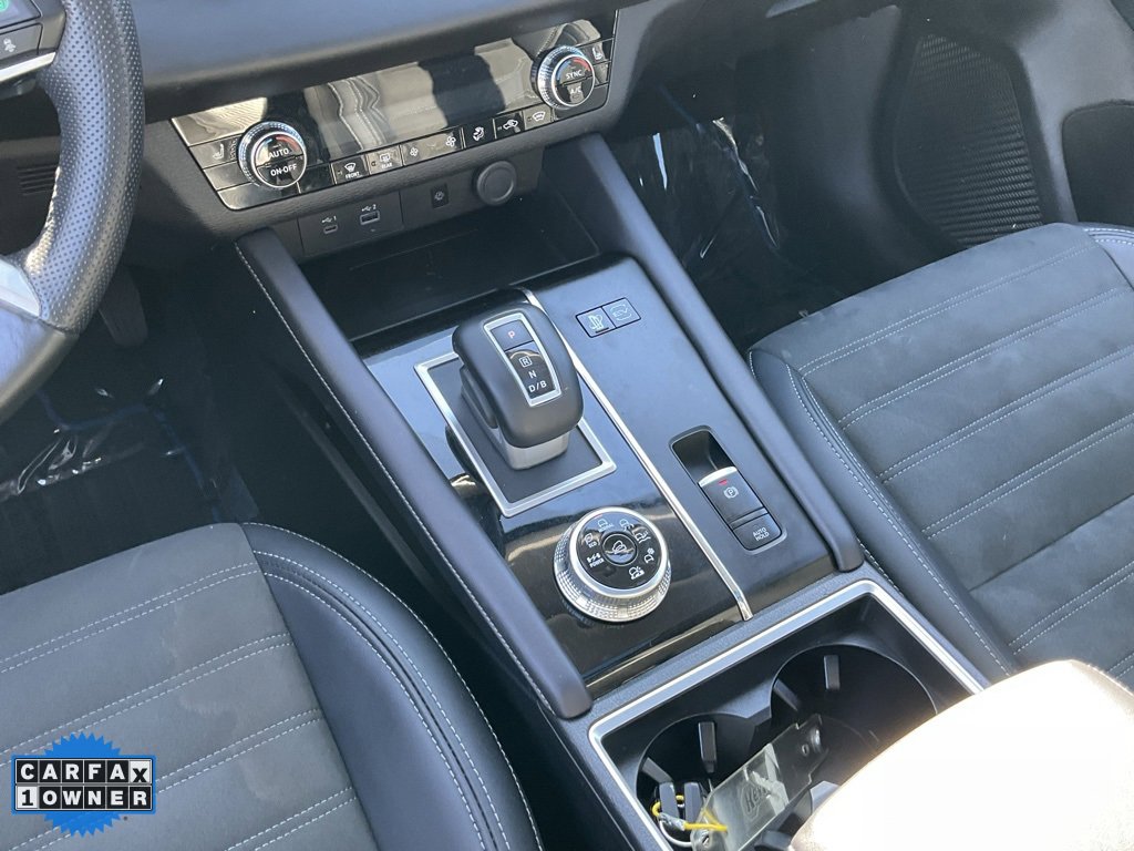 Used 2023 Mitsubishi Outlander SE image 48