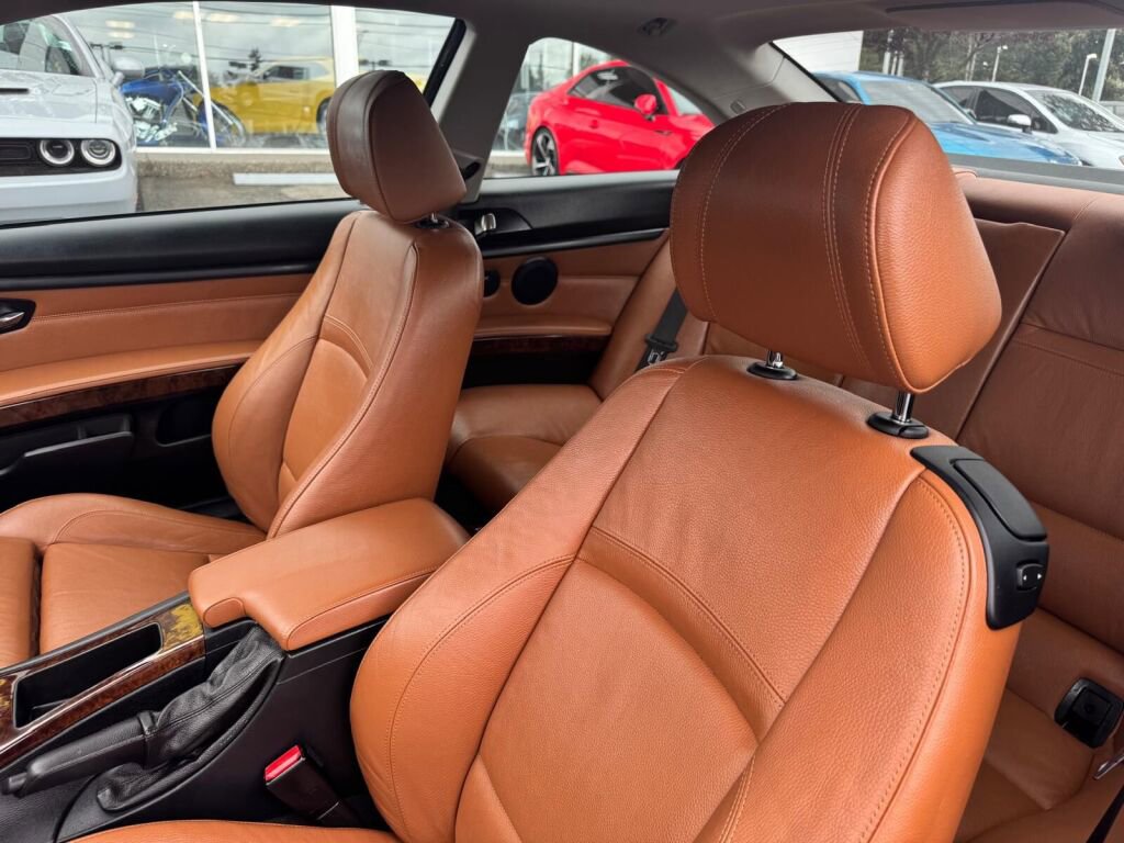 Used 2008 BMW 335xi Coupe AWD/4WD image 11