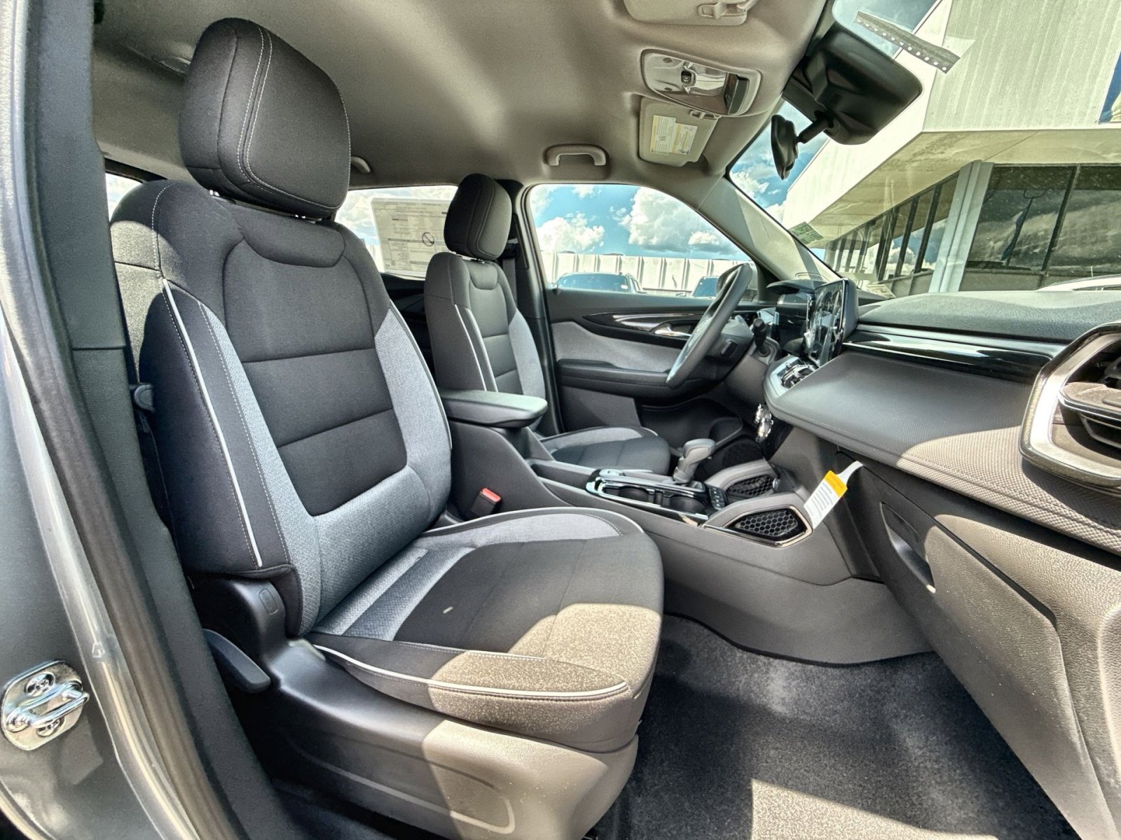 New 2026 Chevrolet TrailBlazer LT image 25