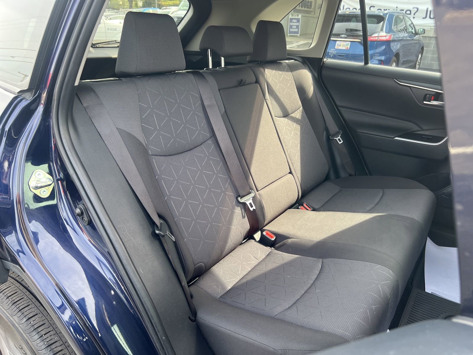 Used 2022 Toyota RAV4 XLE image 47