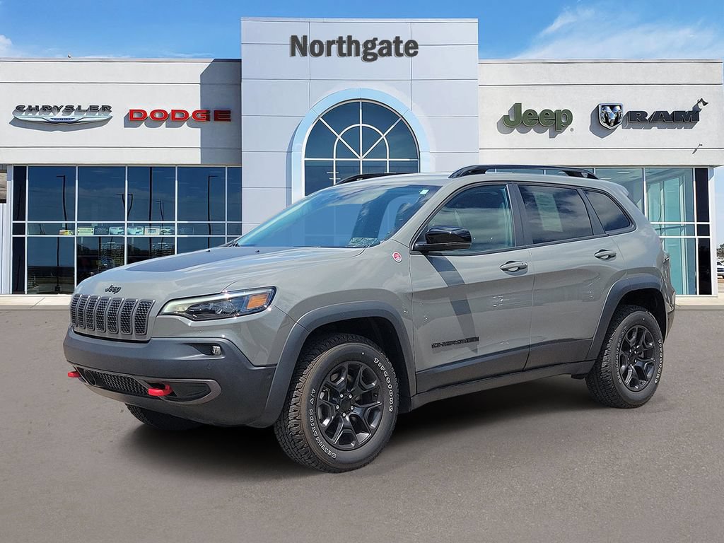 Used 2023 Jeep Cherokee Trailhawk AWD/4WD image 2