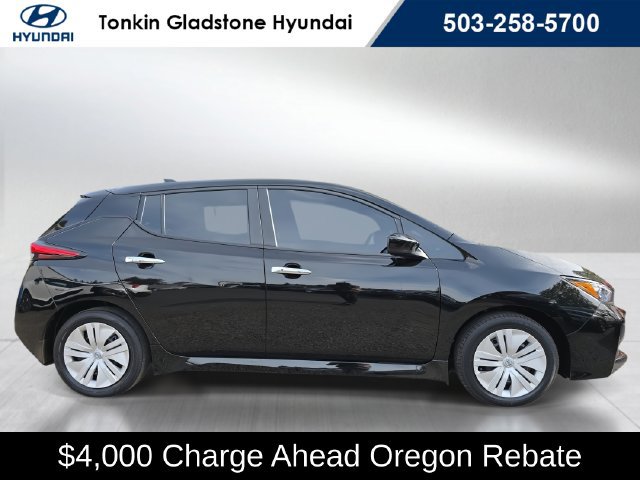 Used 2025 Nissan Leaf S FWD image 2