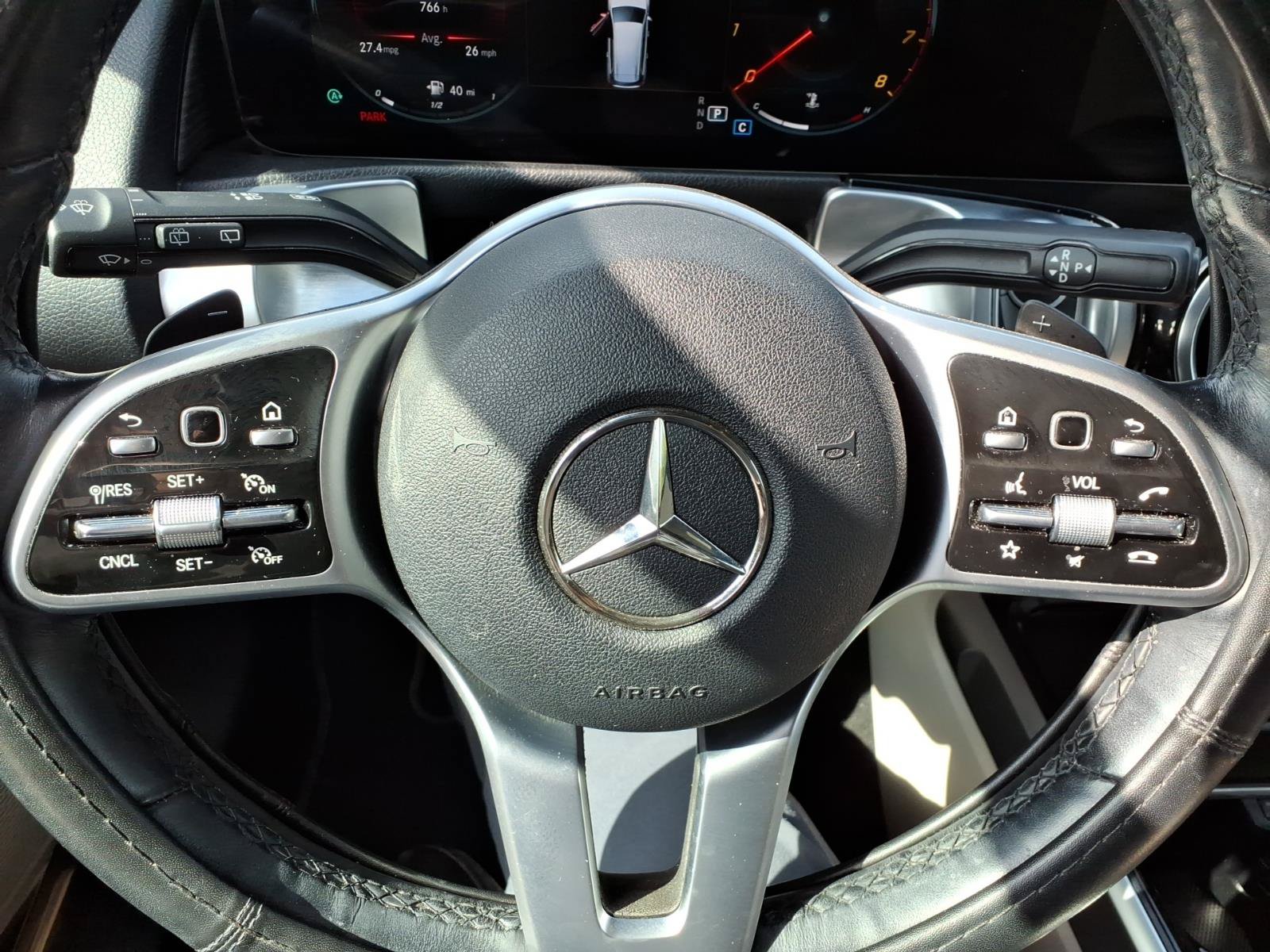 Used 2023 Mercedes-Benz GLB 250 4MATIC image 25