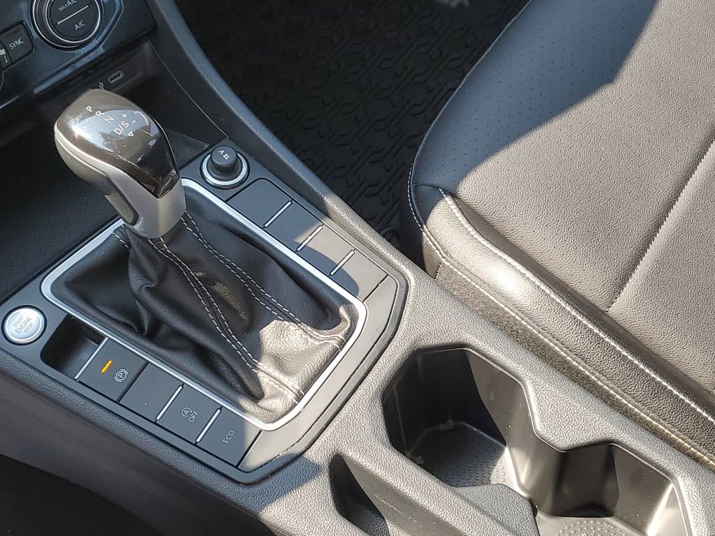 Used 2023 Volkswagen Jetta SE image 22