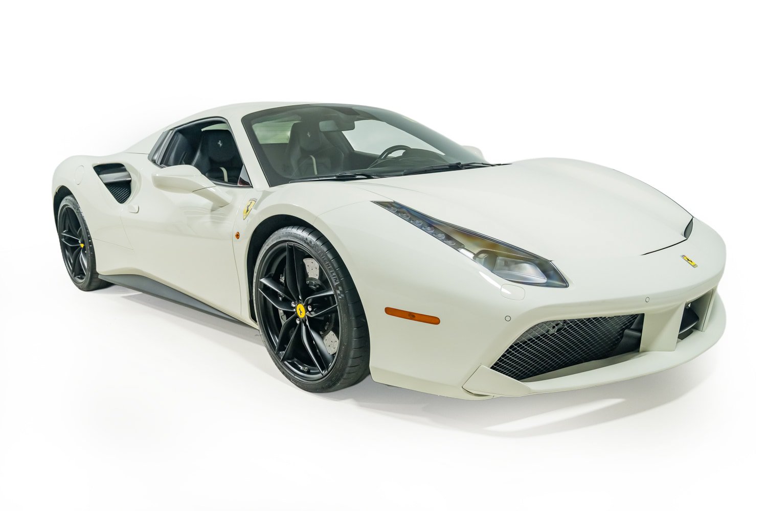 Used 2018 Ferrari 488 Spider RWD image 11