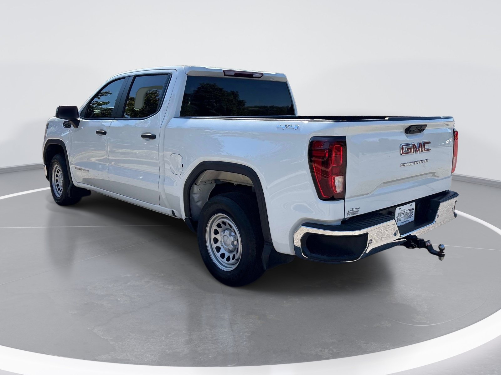 Used 2024 GMC Sierra 1500 Pro w/ Pro Value Package AWD/4WD image 6