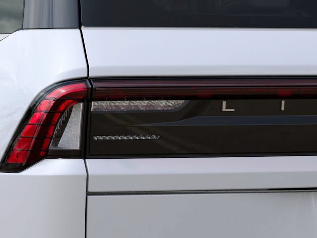 New 2027 Lincoln Navigator Premiere RWD image 21
