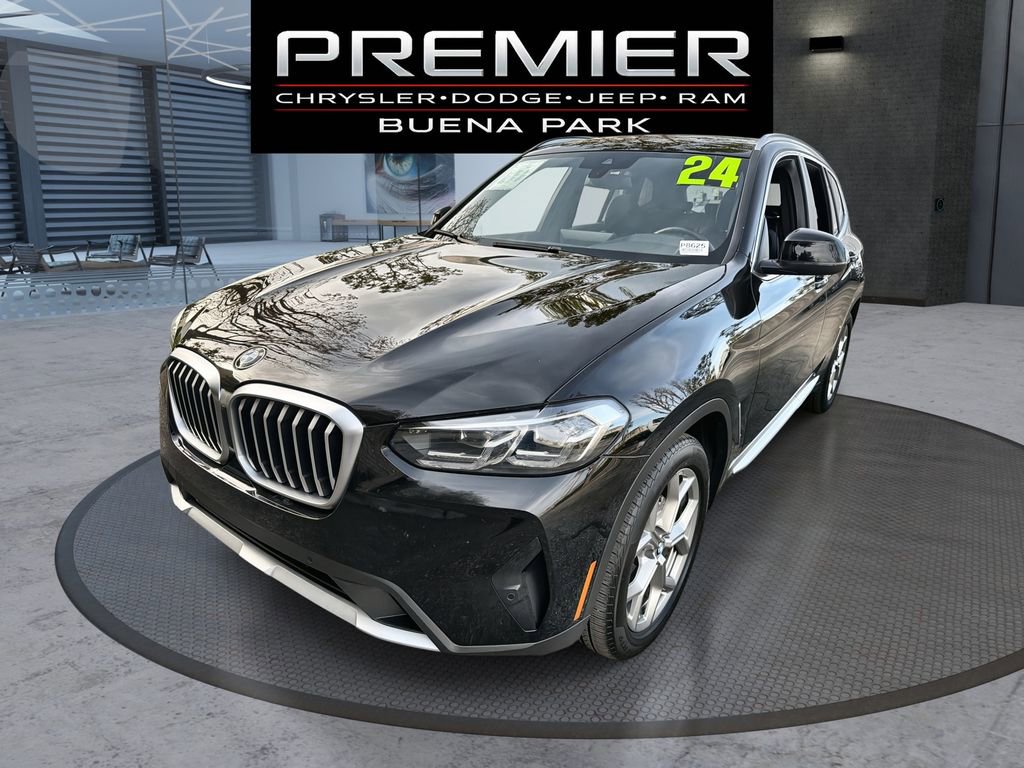 Used 2024 BMW X3 xDrive30i w/ Premium Essential Package image 1