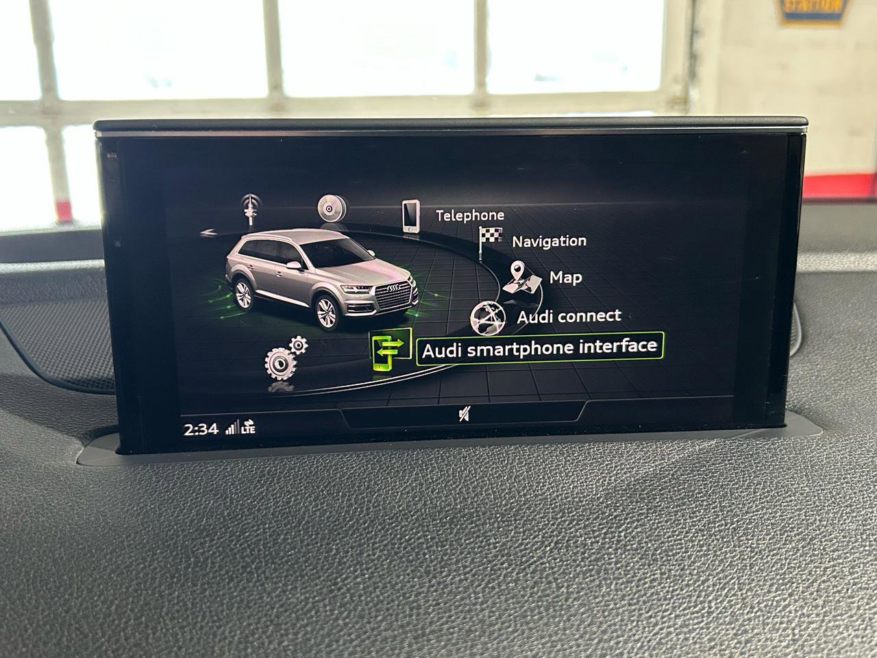 Used 2018 Audi Q7 3.0T Premium image 16