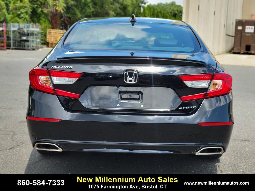 Used 2022 Honda Accord Sport image 4