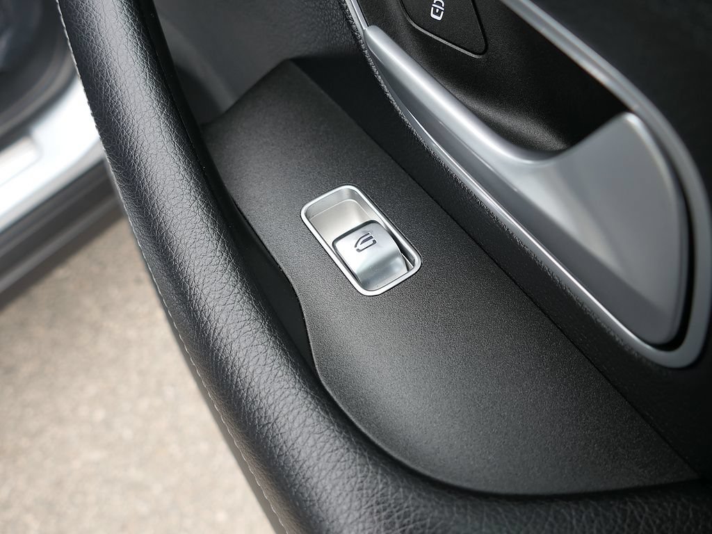Used 2025 Mercedes-Benz GLE 350 4MATIC image 28