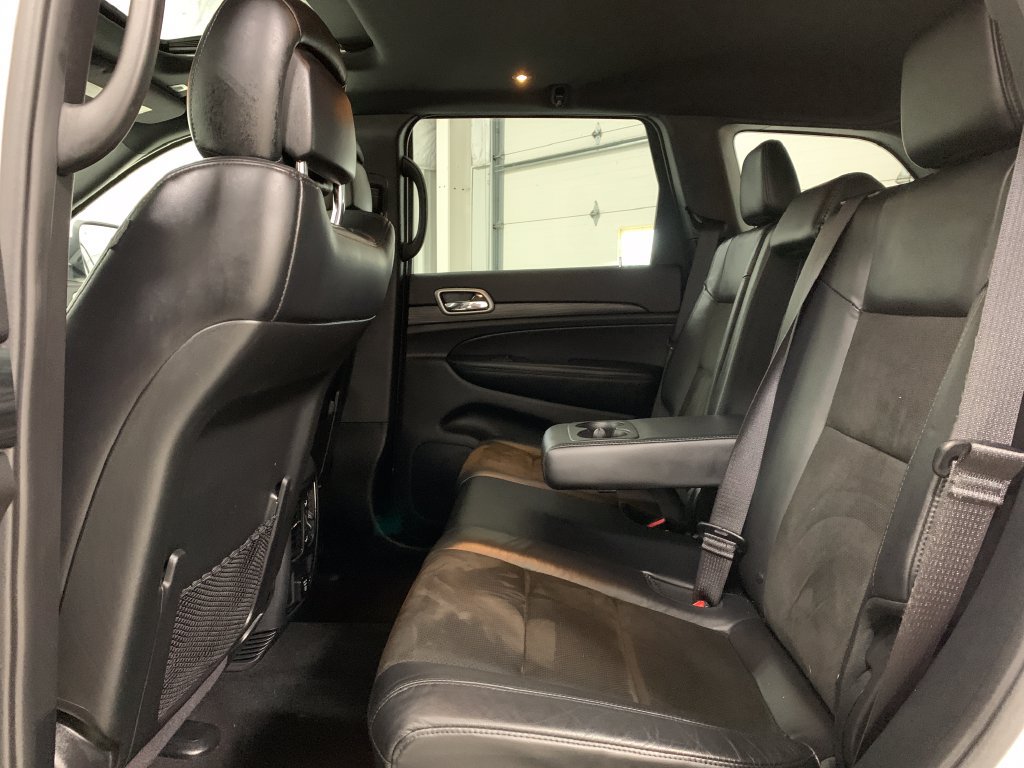Used 2019 Jeep Grand Cherokee Altitude AWD/4WD image 18