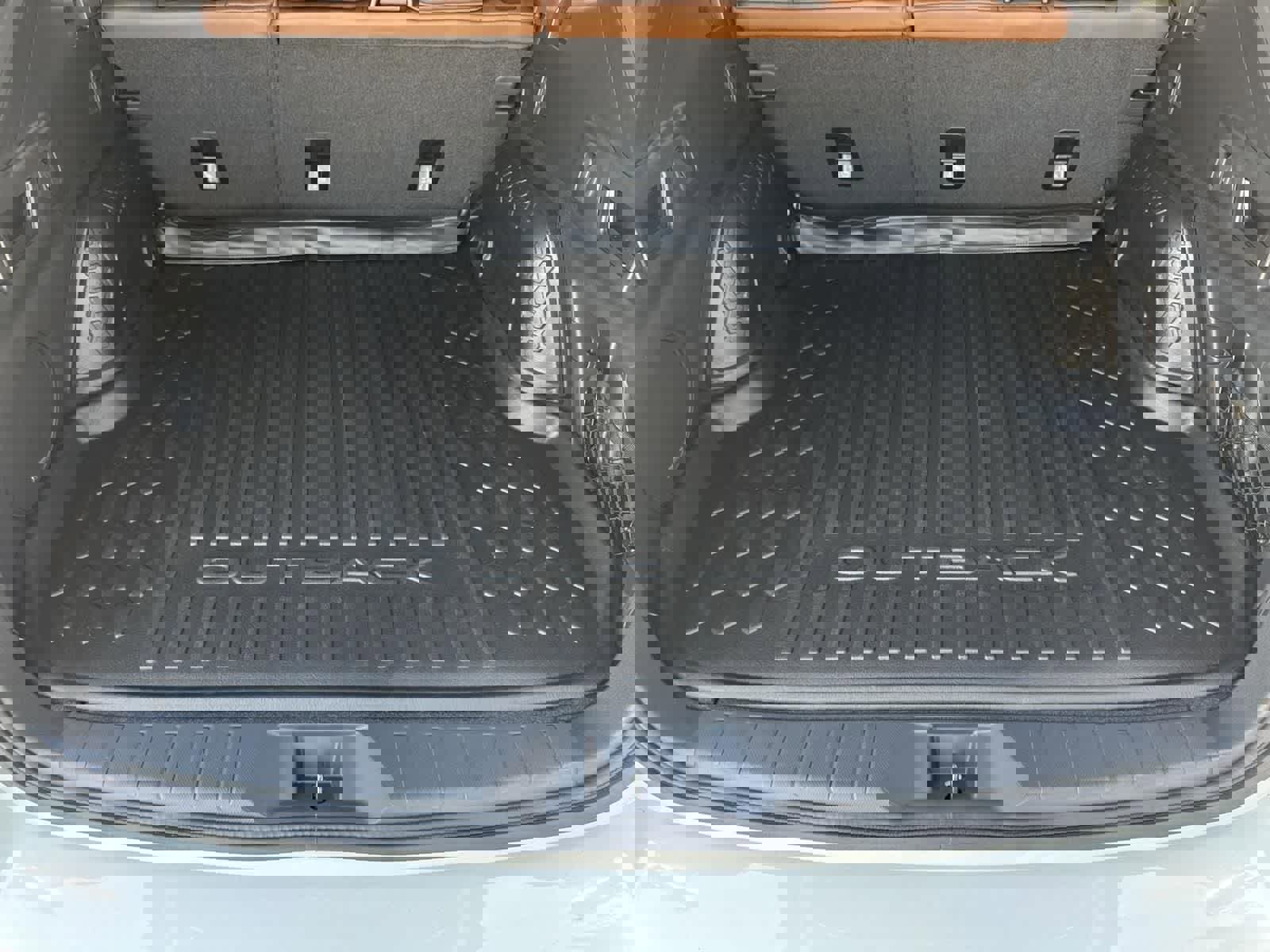 Used 2025 Subaru Outback Touring XT image 34