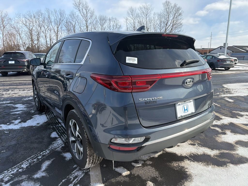 Used 2020 Kia Sportage LX image 3