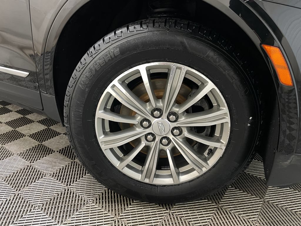 Used 2018 Cadillac XT5 Luxury w/ Driver Awareness Package AWD/4WD image 54