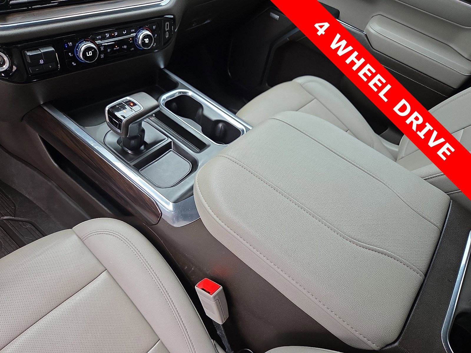 Used 2023 GMC Sierra 1500 SLT w/ SLT Premium Plus Package AWD/4WD image 25