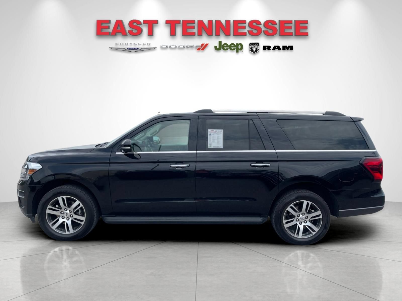 Used 2024 Ford Expedition Max Limited RWD image 6