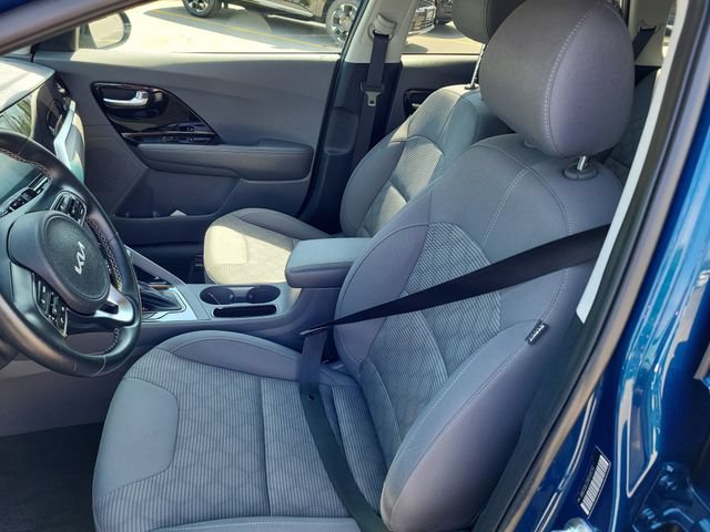Certified 2022 Kia Niro LXS w/ Digital Cluster Package FWD image 11