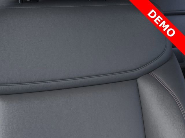 New 2025 Ford Expedition Active image 16